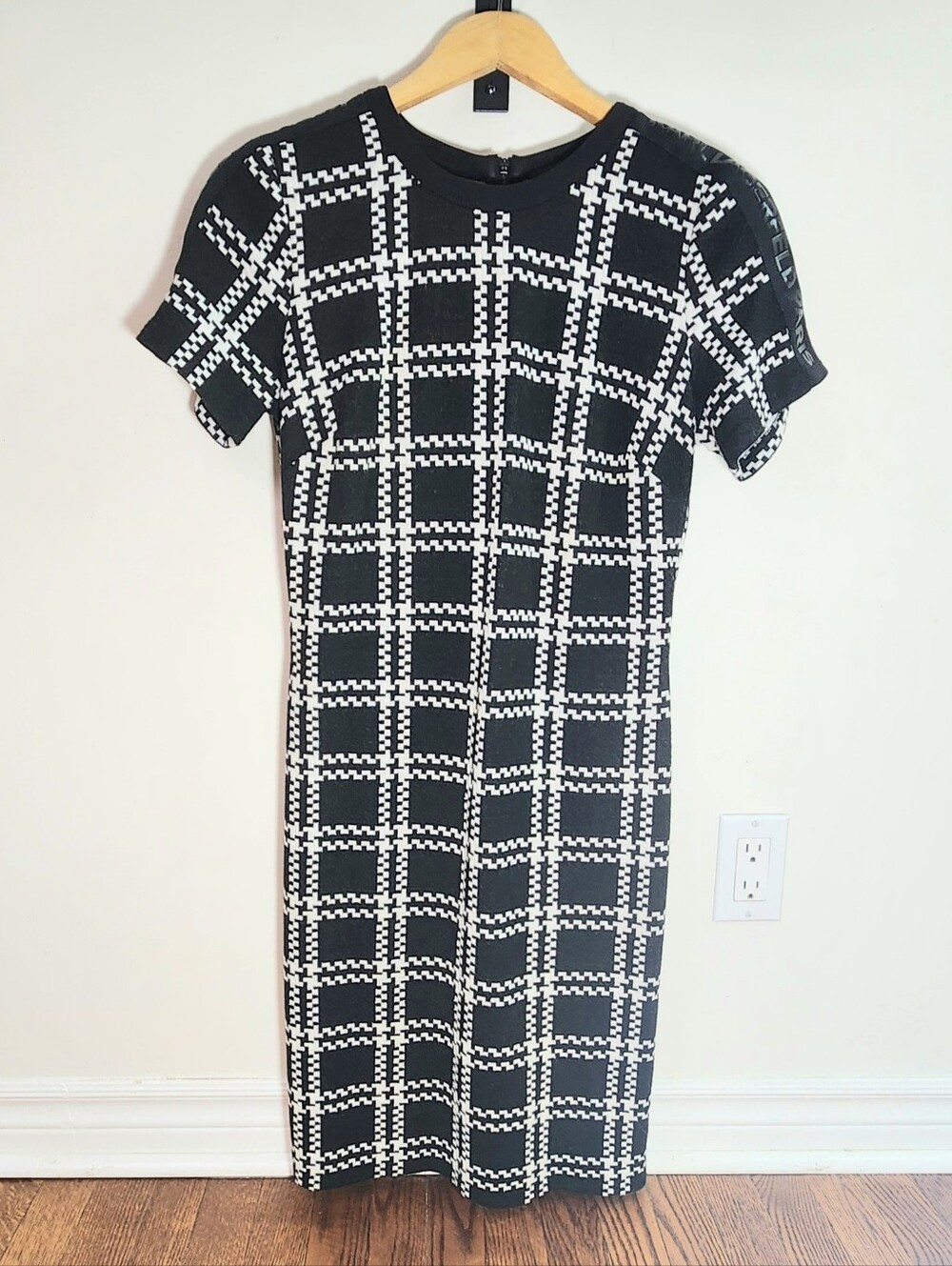 Karl Lagerfeld Paris Black & White Midi Dress Size 6 Tailored Fit